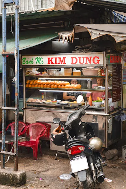 Bánh Mì Kim Dung