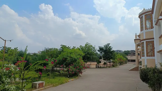 Shree Swaminarayan Vidhyarthi Bhavan