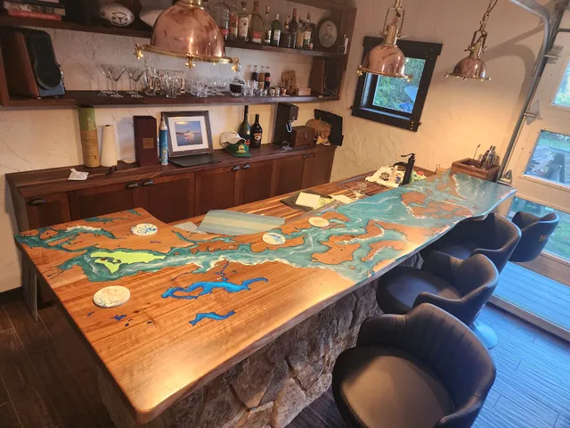 Chagrin Valley Custom Furniture