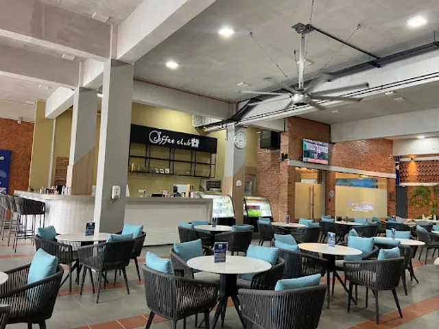 O’Coffee Club Xpress @ ONE°15 Estuari Sports Centre