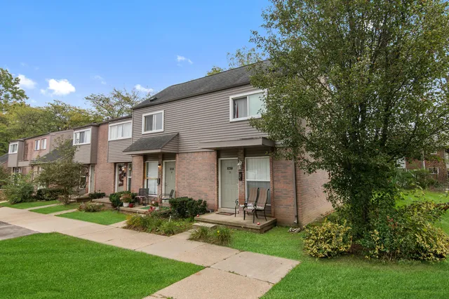 Arbor One Apartments and Townhomes