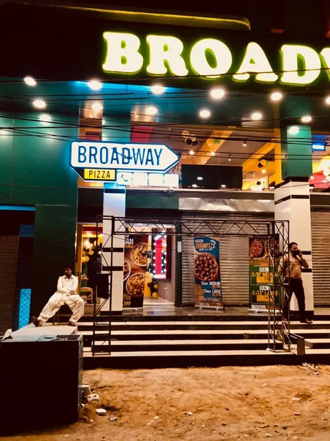 Broadway Pizza - MM Alam