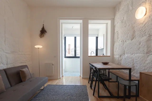 Oporto Invite - Bonjardim