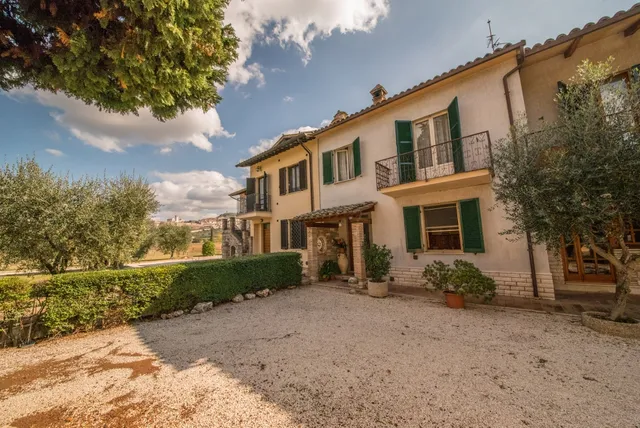 Collis Paradisi Bed&Breakfast