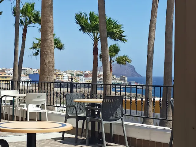 Harp and Shamrock Bar