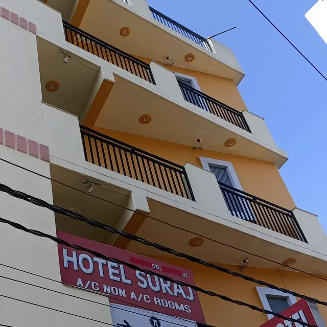 Hotel Suraj