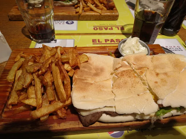 El Paso | Pizza y Café