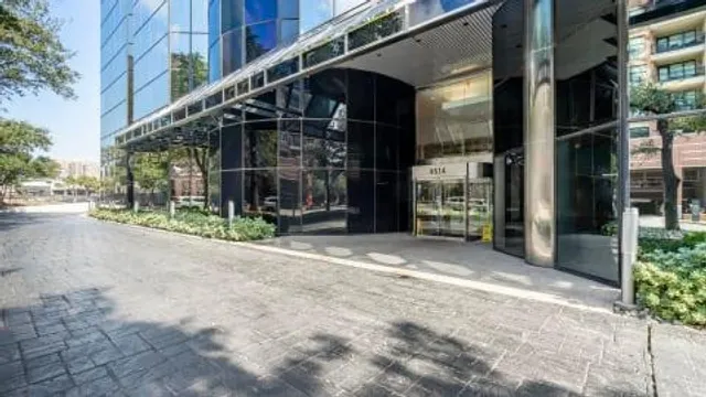 HQ Highland Park Place