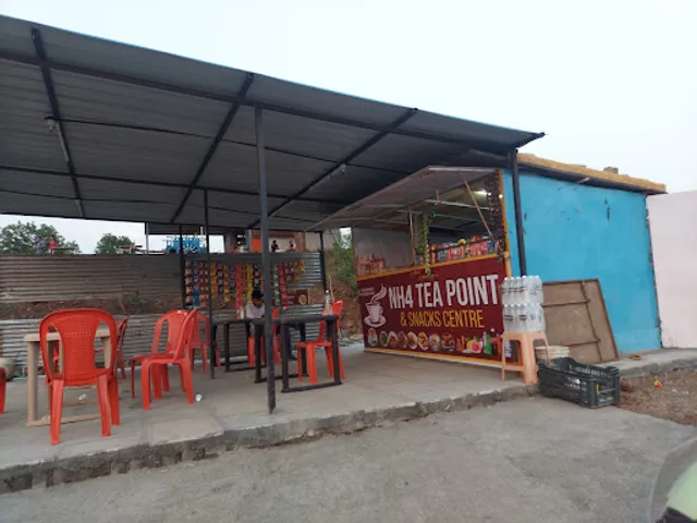 NH4 Tea Point & Snacs Center