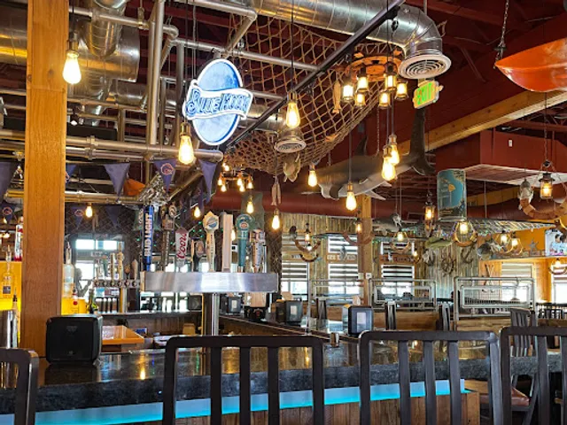 Hook & Reel Cajun Seafood & Bar