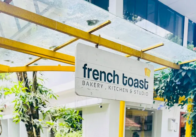 French Toast Bakery, Kitchen & Studio
