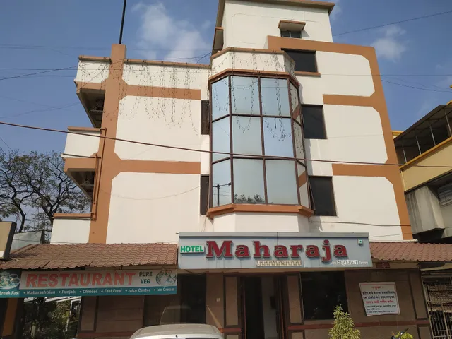 Hotel Maharaja Deluxe