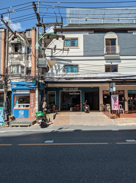 Karon Sky House Hotel Hostel - Karon Phuket Thailand