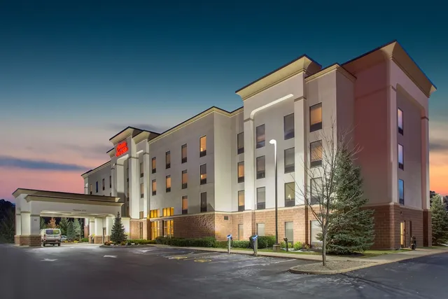 Hampton Inn & Suites Albany-Airport