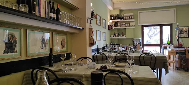 Ristorante Salvia Menta E Rosmarino