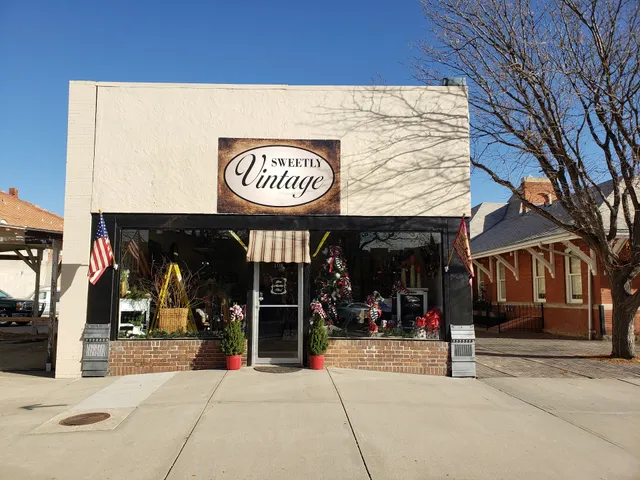 Sweetly Vintage