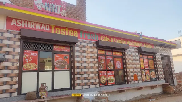 TASTEE FRESH KUMHER CAFE AND RESTAURANT