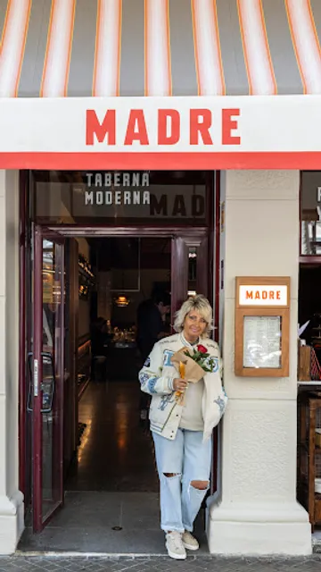 Madre Taberna Moderna | Sagrada Família