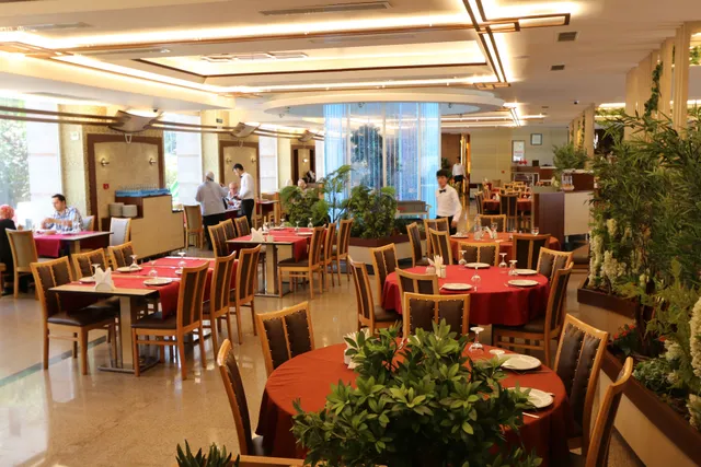 Elmacıoğlu İskender Kebap