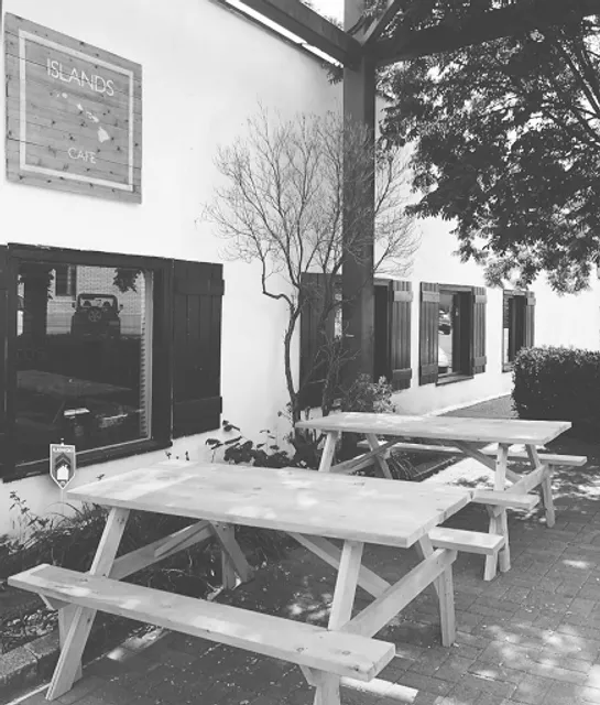 Islands Café