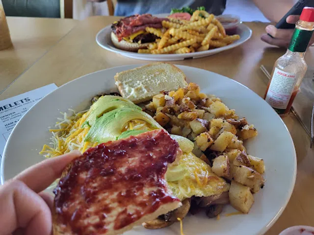 2 Bits Express - Modern Comfort Food.