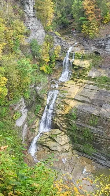 Lucifer Falls Upper Trailhead
