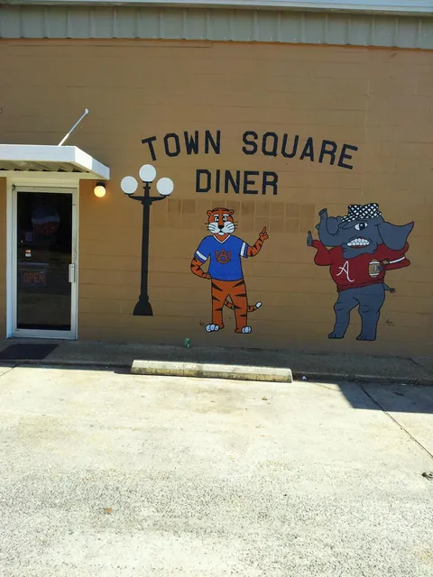 Town Square Diner