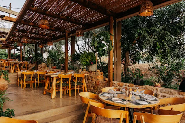 Aspalathos Restaurant Agriana