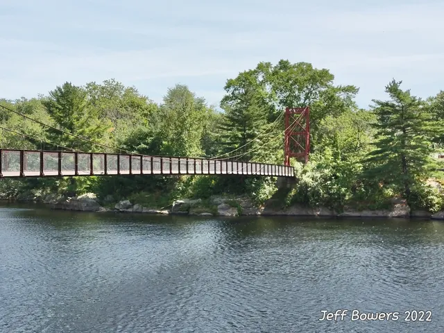 Androscoggin Swinging Bridge