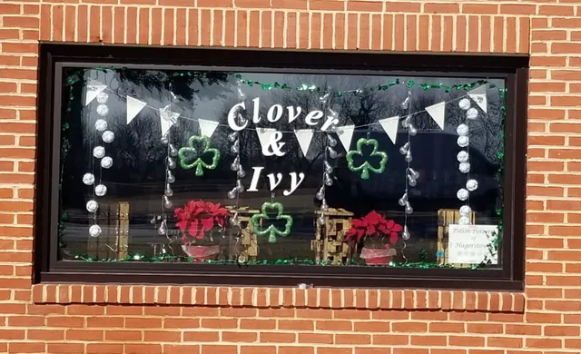 Clover & Ivy - Gift Shop