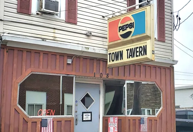Town Tavern