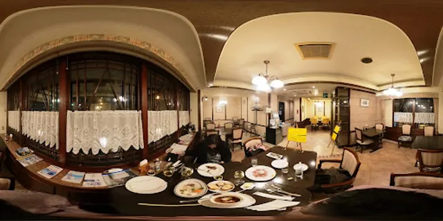 ブラッスリーカリヨン