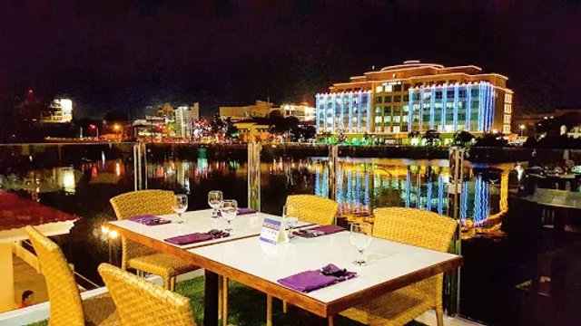 Muelle Deli and Restaurant, Iloilo City