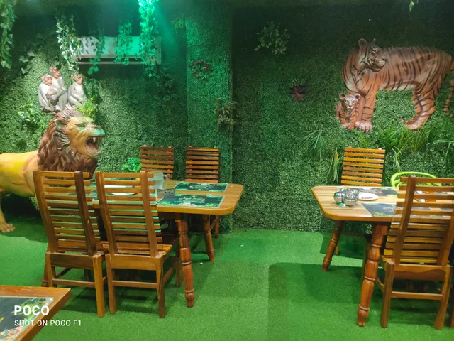 Jungle Forest Restaurant