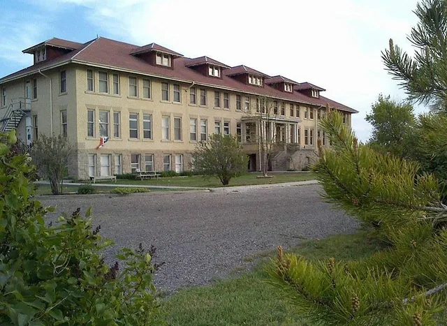 Gooding University Inn and Resort