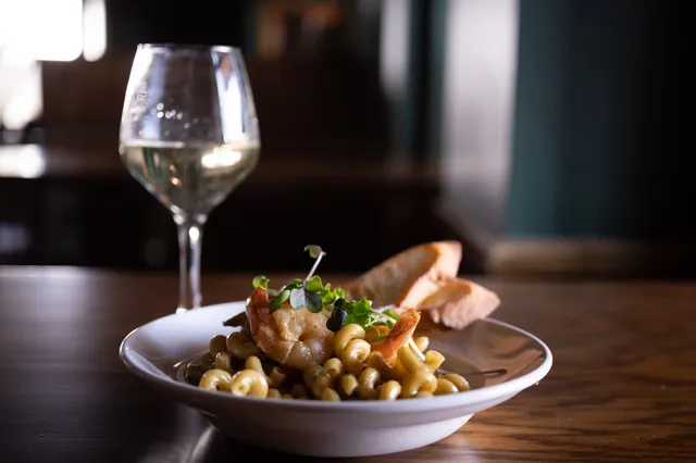 Knotty Barrel Supper Club