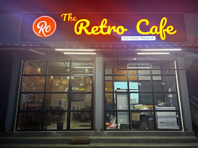 The Retro Cafe