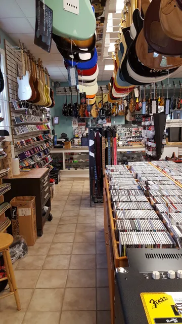 D-Town Guitars & Skateboards