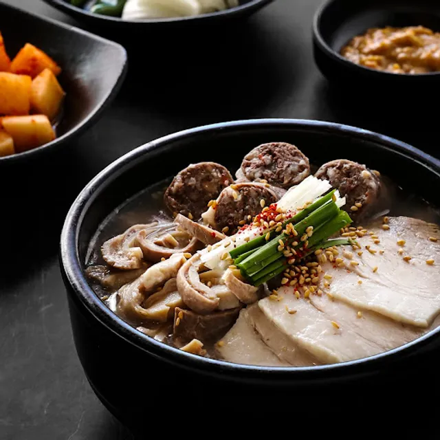 율리가마솥돼지국밥