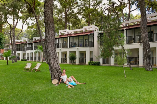 Seven Seas Hotel Life