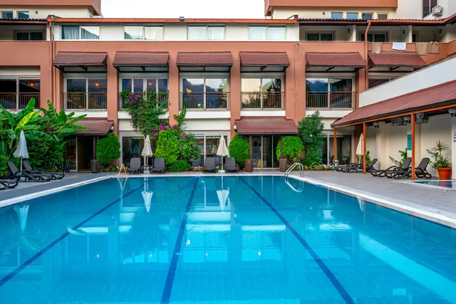 Dg Hotels Rose Resort