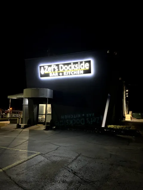 Zef's Dockside Bar + Kitchen