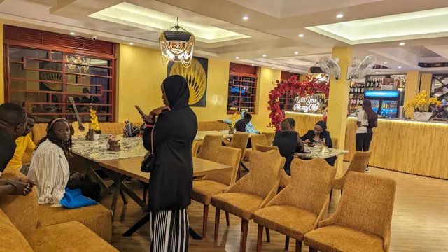 Sign Cuisine Restaurant & Bar