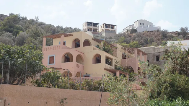 Amphitrite Studios and Appartments