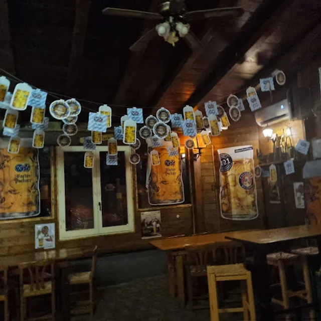 Pocoloco Pubewinebar