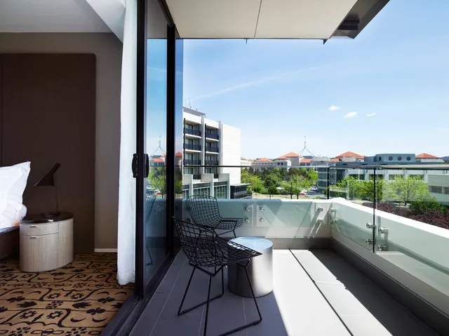 Burbury Hotel Canberra