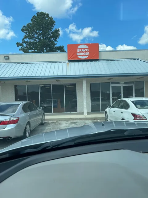 Bravo Burger + Tacos