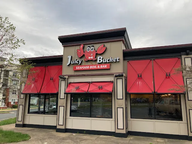 Juicy Bucket Seafood & Bar - Stafford