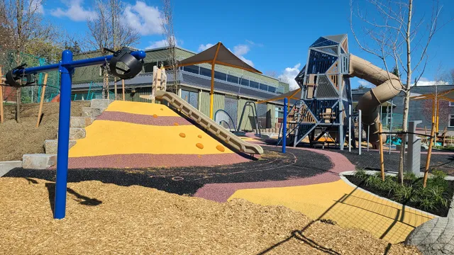 Champlain Heights Community Centre