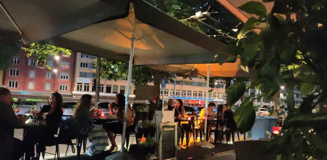 Diff Bistro Végé· Sociobar · Scène